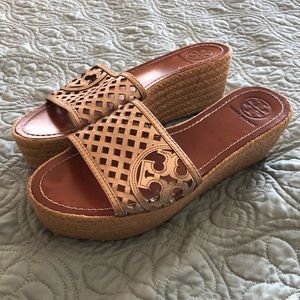 Tory Burch gold platform jute sandal 8.5